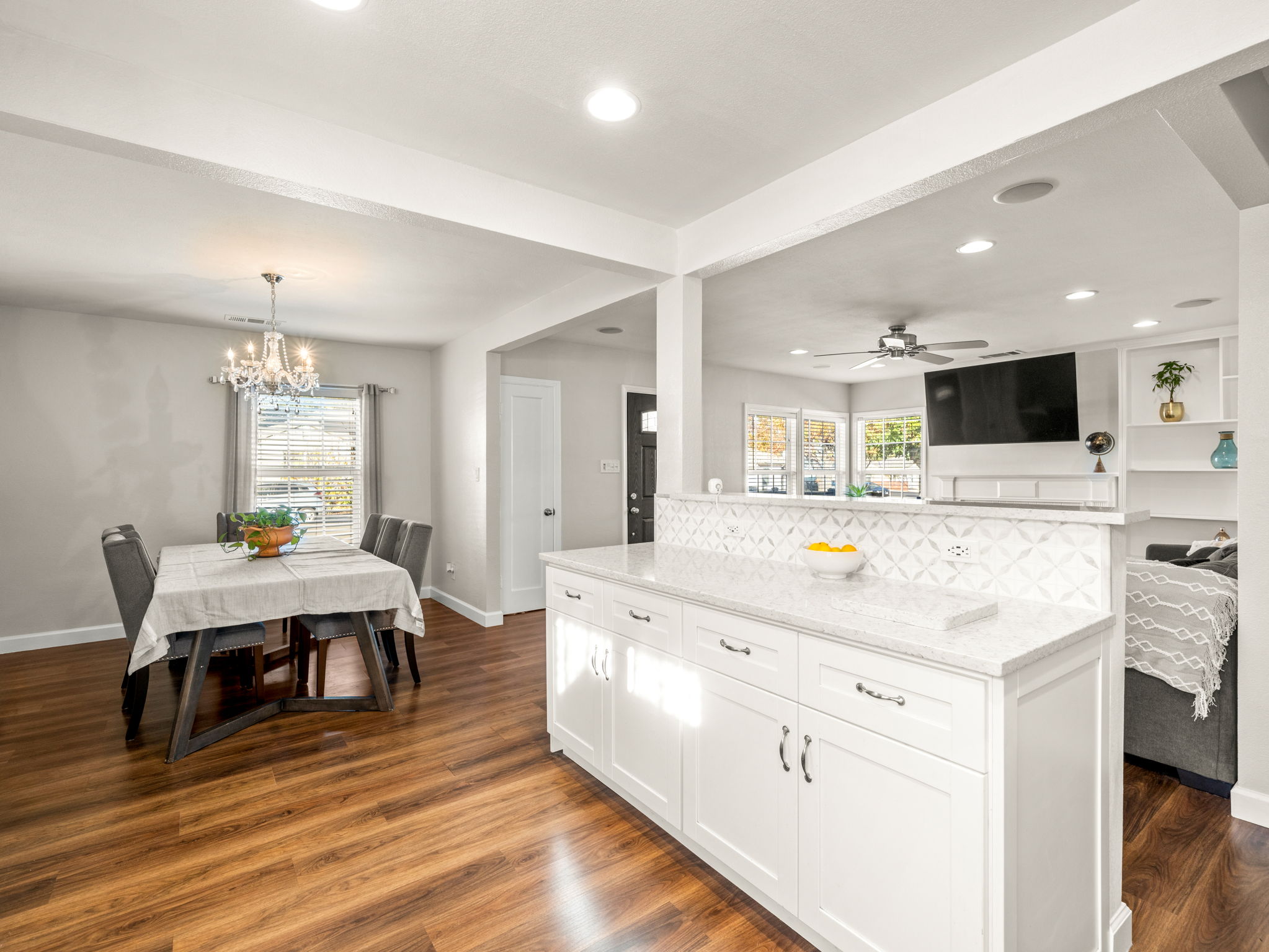 Dining Room/Kitchen