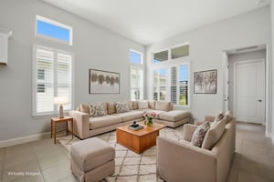 DSC_6401 virtually staged.jpeg