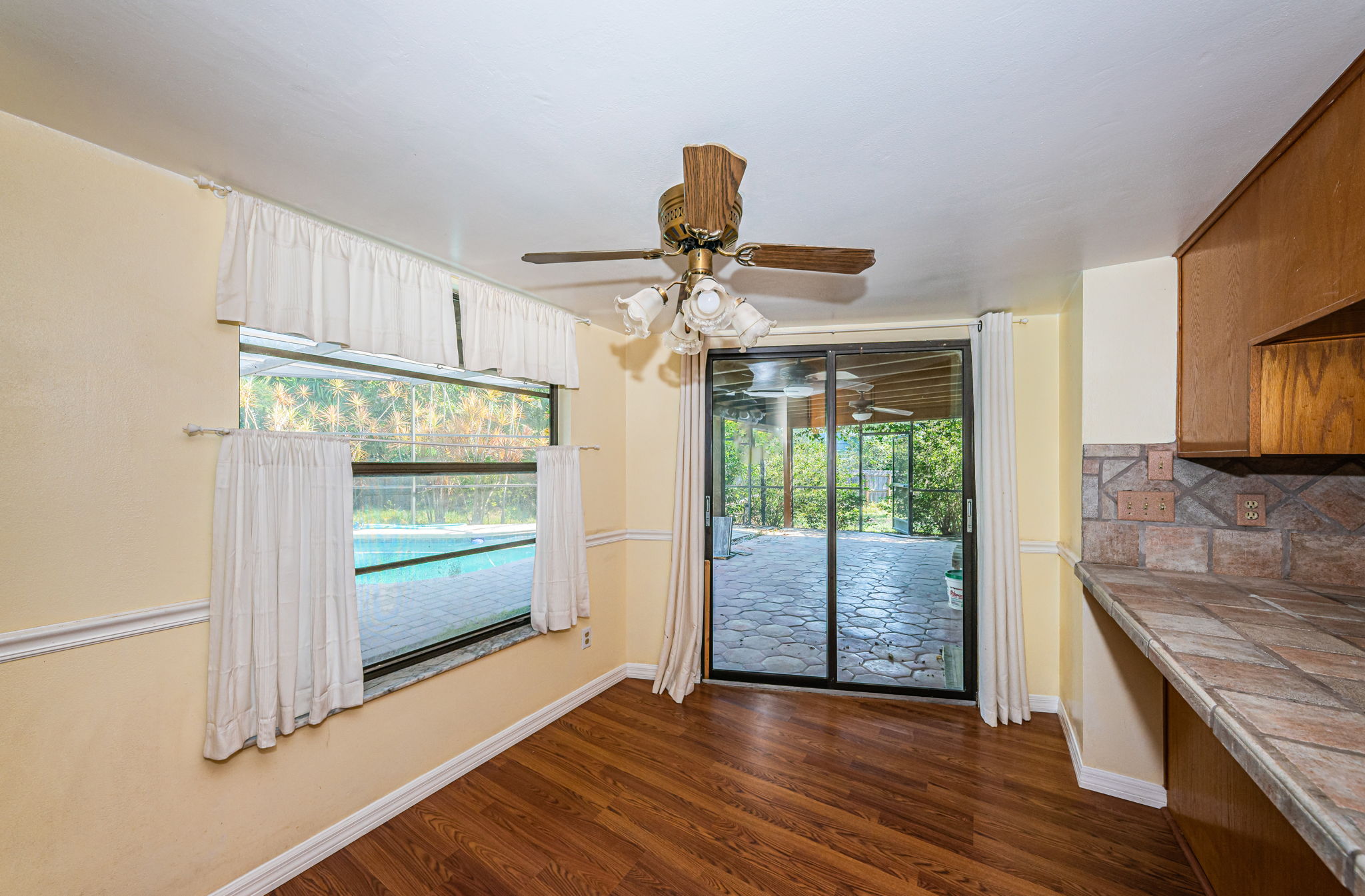 Dining Room 2a