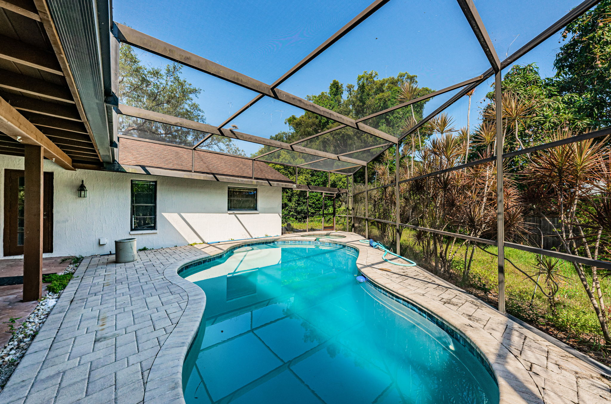 Pool 2