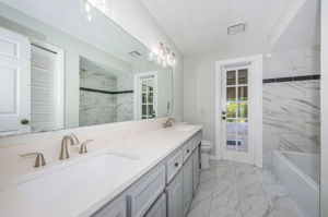 Bathroom 2a