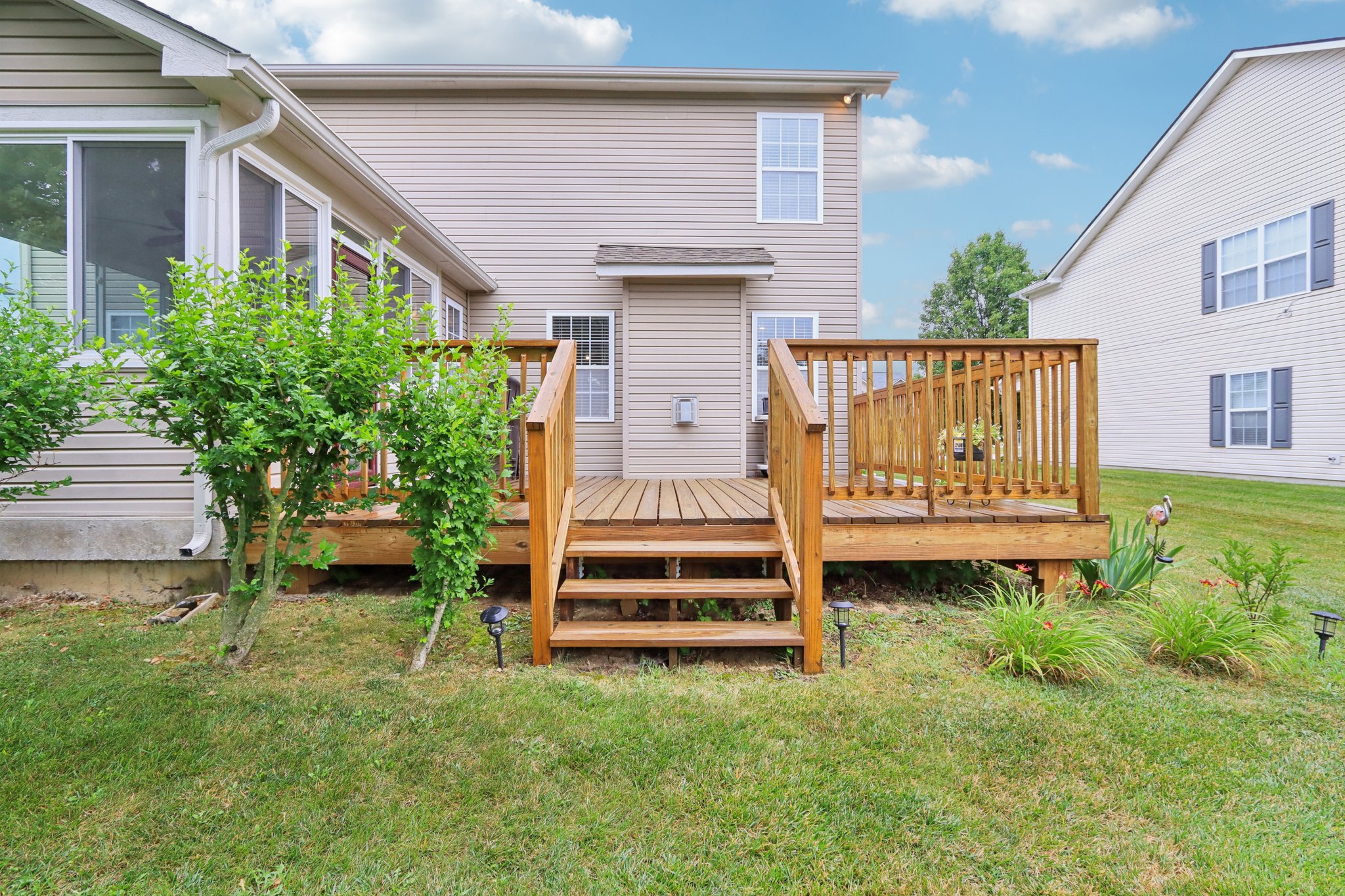 Bluewood Way-S1007-040.jpg