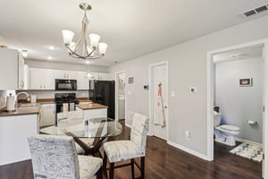 Bluewood Way-S1007-014.jpg