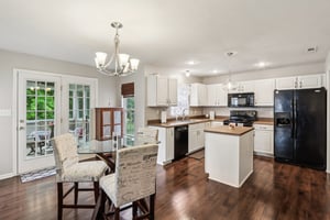 Bluewood Way-S1007-015.jpg