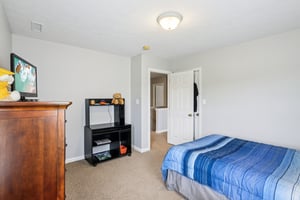 Bluewood Way-S1007-032.jpg