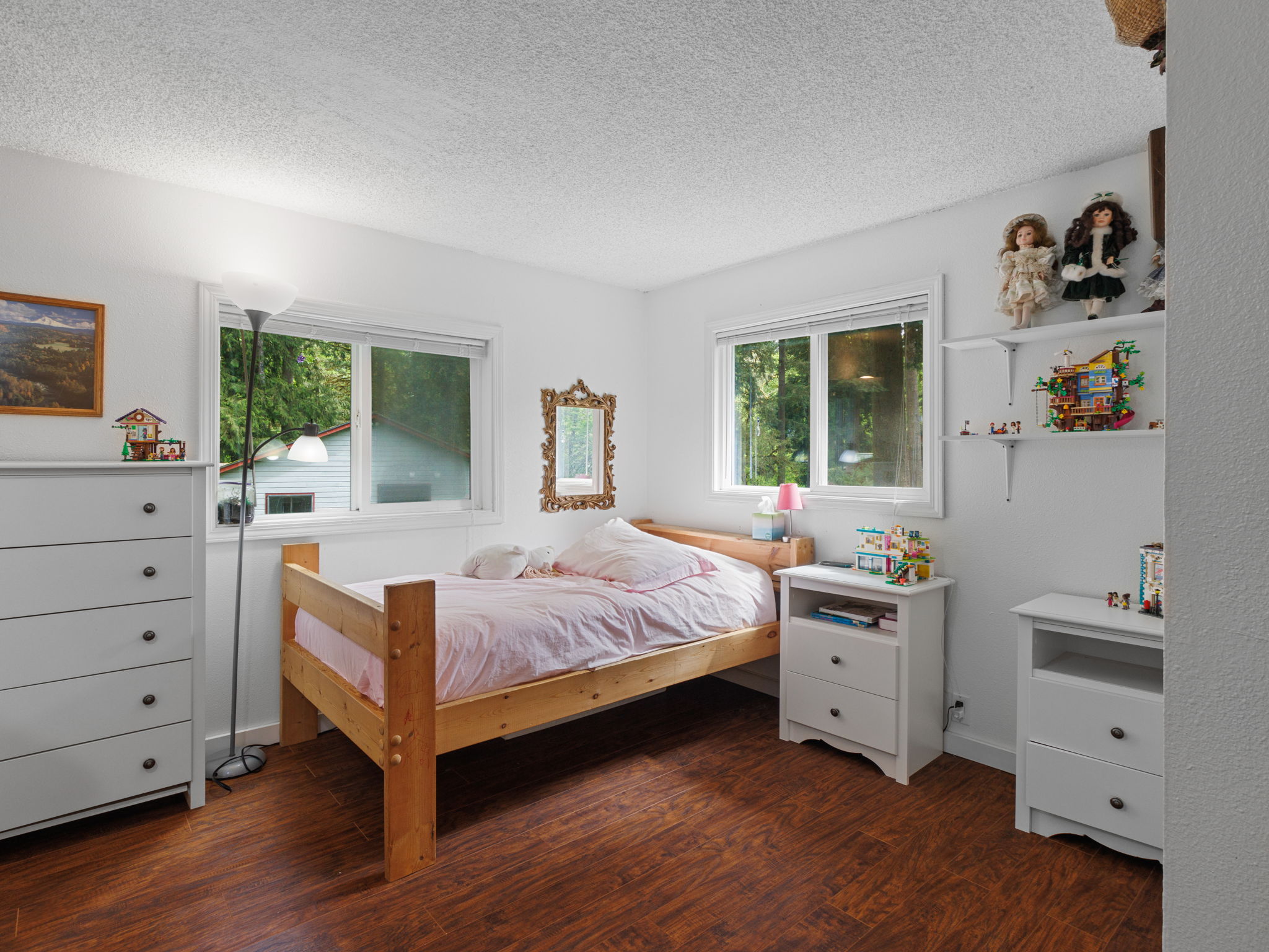  Photo 32