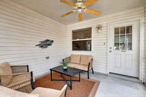 Front Screened Lanai