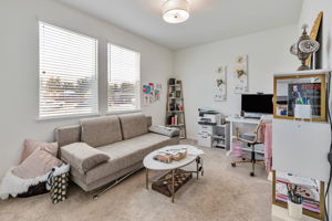 010_ 2880 Grayson St