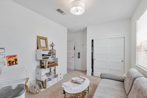 011_ 2880 Grayson St