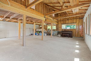  Photo 44