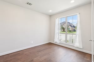 Creekside Bend Dr-0306-016.jpg