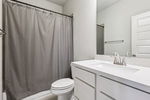 Creekside Bend Dr-0306-035.jpg