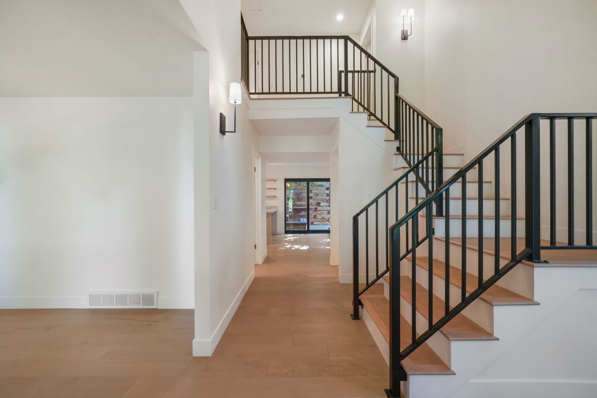 2882 Heather Cir, Holladay, UT 84121, USA Photo 6
