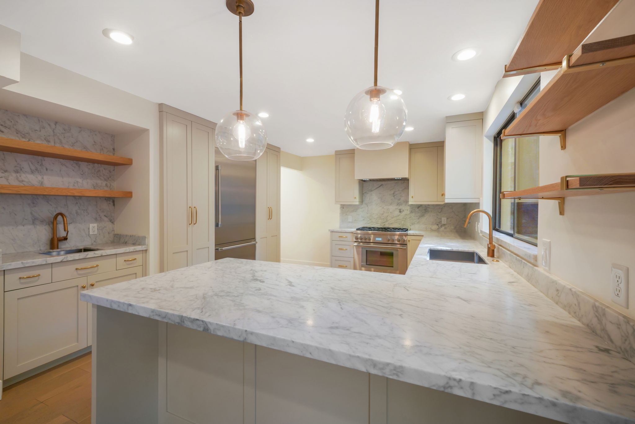 2882 Heather Cir, Holladay, UT 84121, USA Photo 9