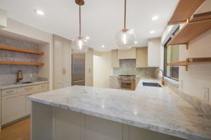 2882 Heather Cir, Holladay, UT 84121, USA Photo 8