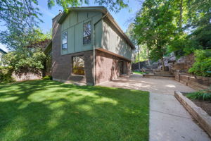 2882 Heather Cir, Holladay, UT 84121, USA Photo 35
