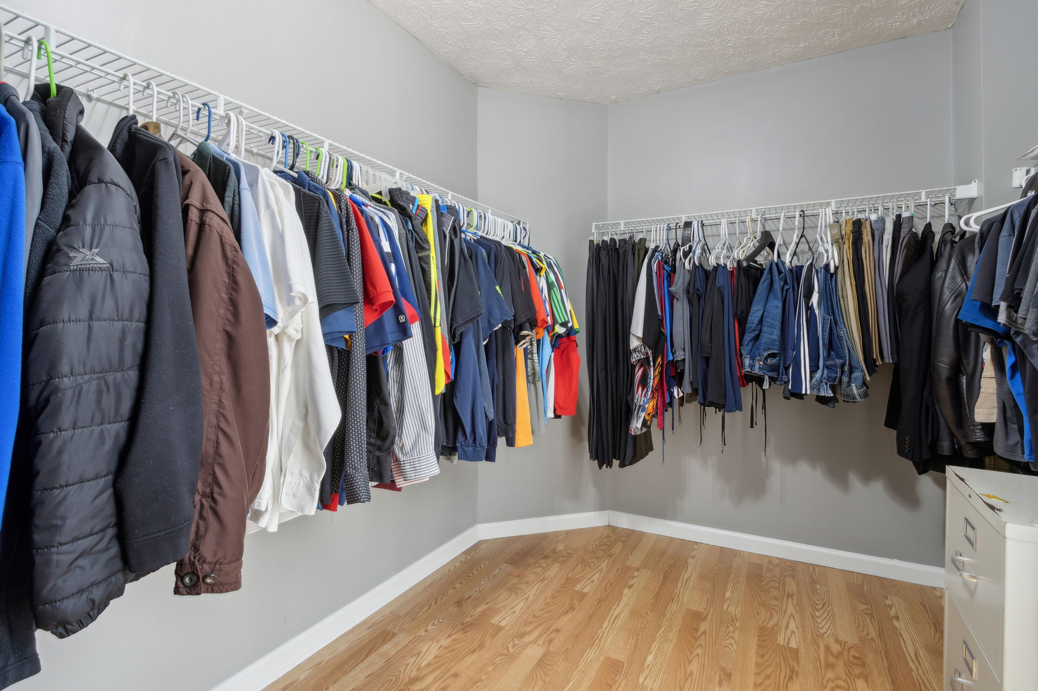 Primary Bedroom Closet