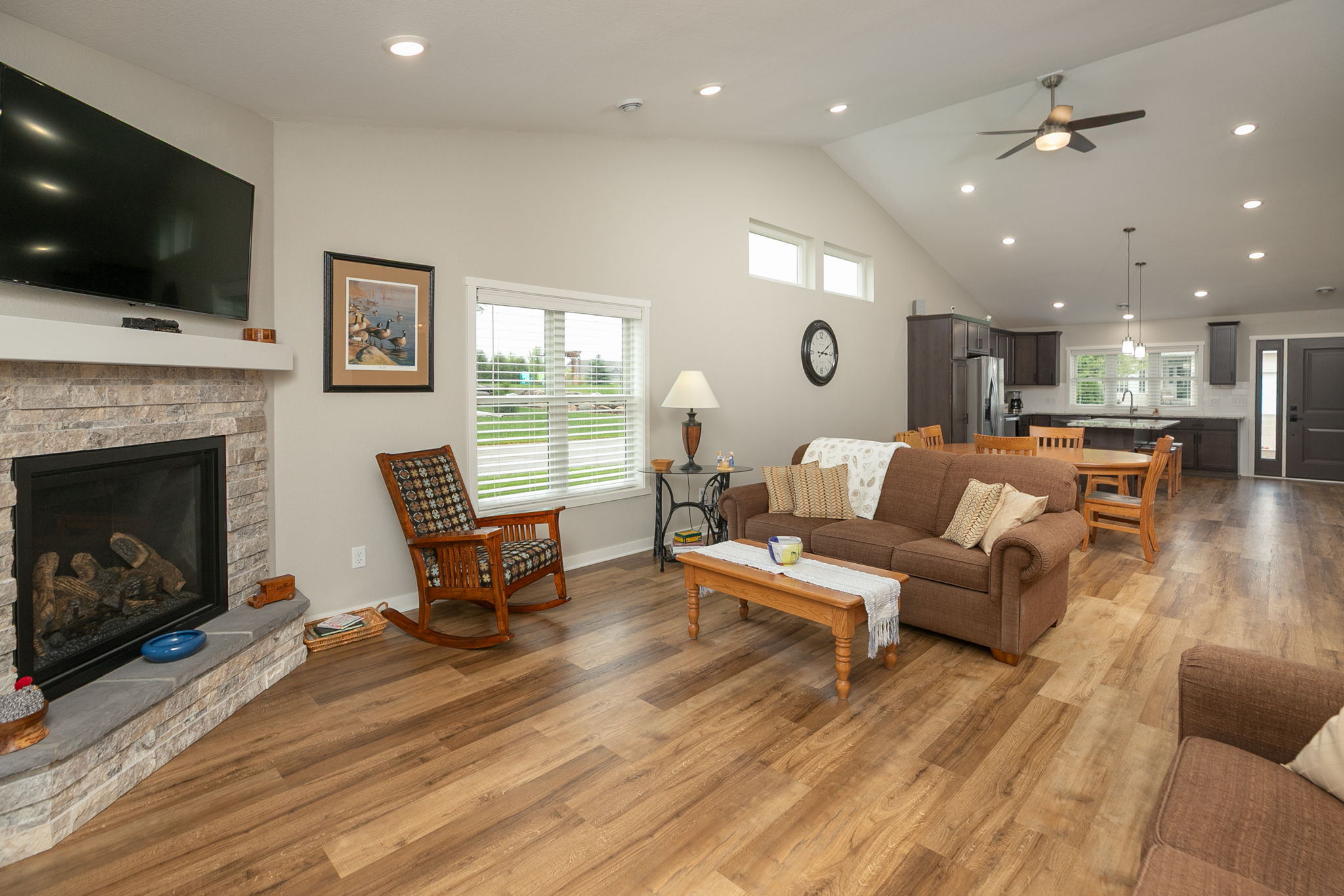 09-Living Room