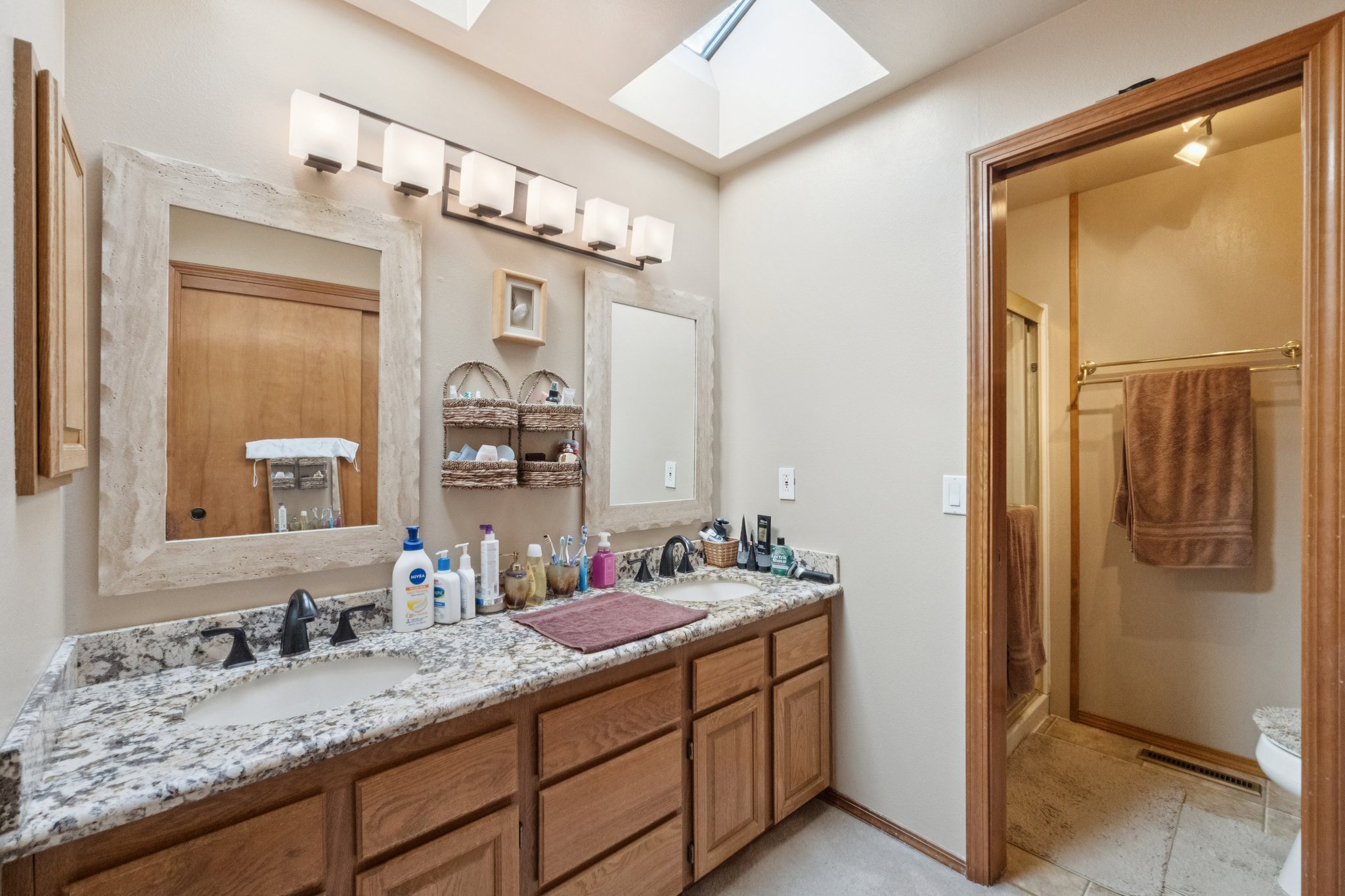 52nd Pl S-S2909-021.jpg