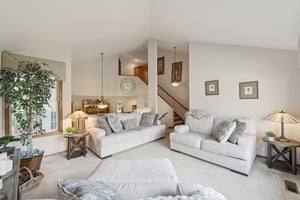 52nd Pl S-S2909-008.jpg