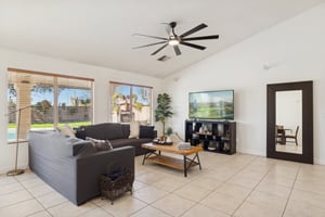 28826 N 45th St - 002.jpg