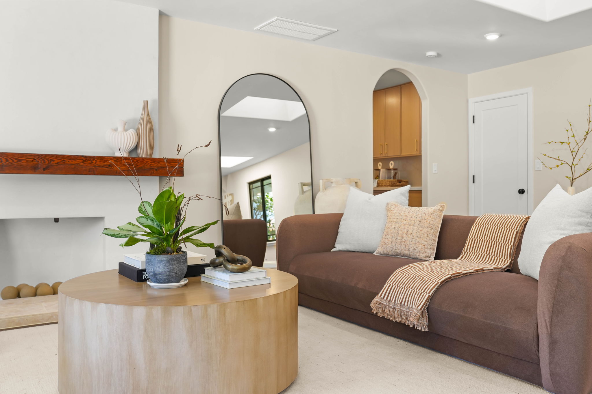 5-web-or-mls-2883 Bowling Green Dr-5