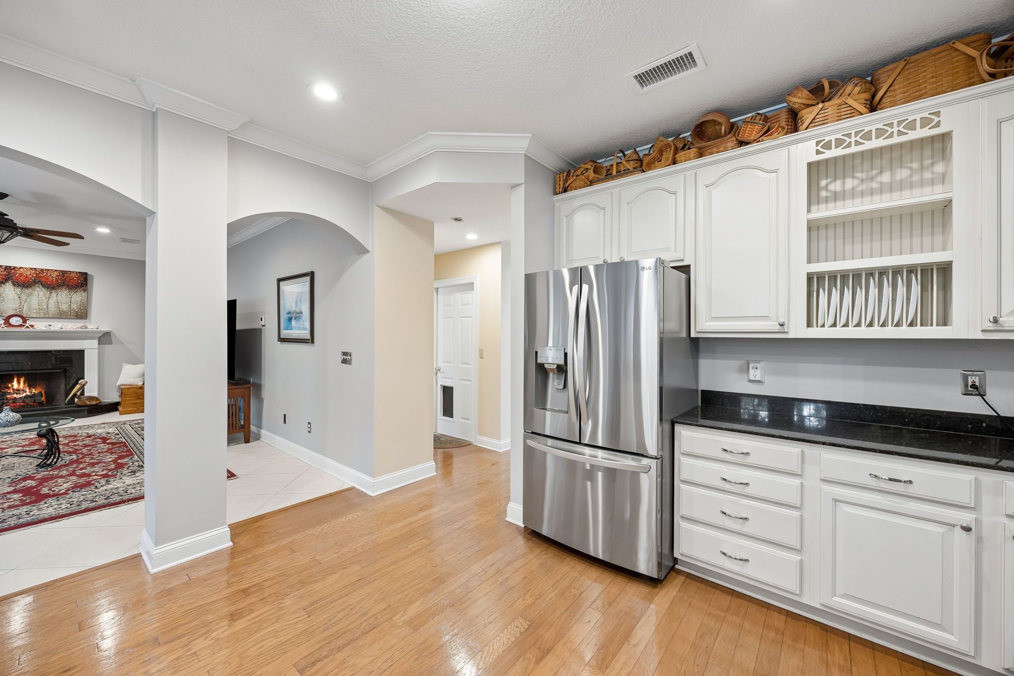 Spacious Kitchen