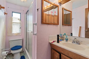  Photo 9