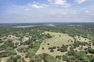2888 Cedar Hollow Rd, Georgetown, TX 78628, USA Photo 27