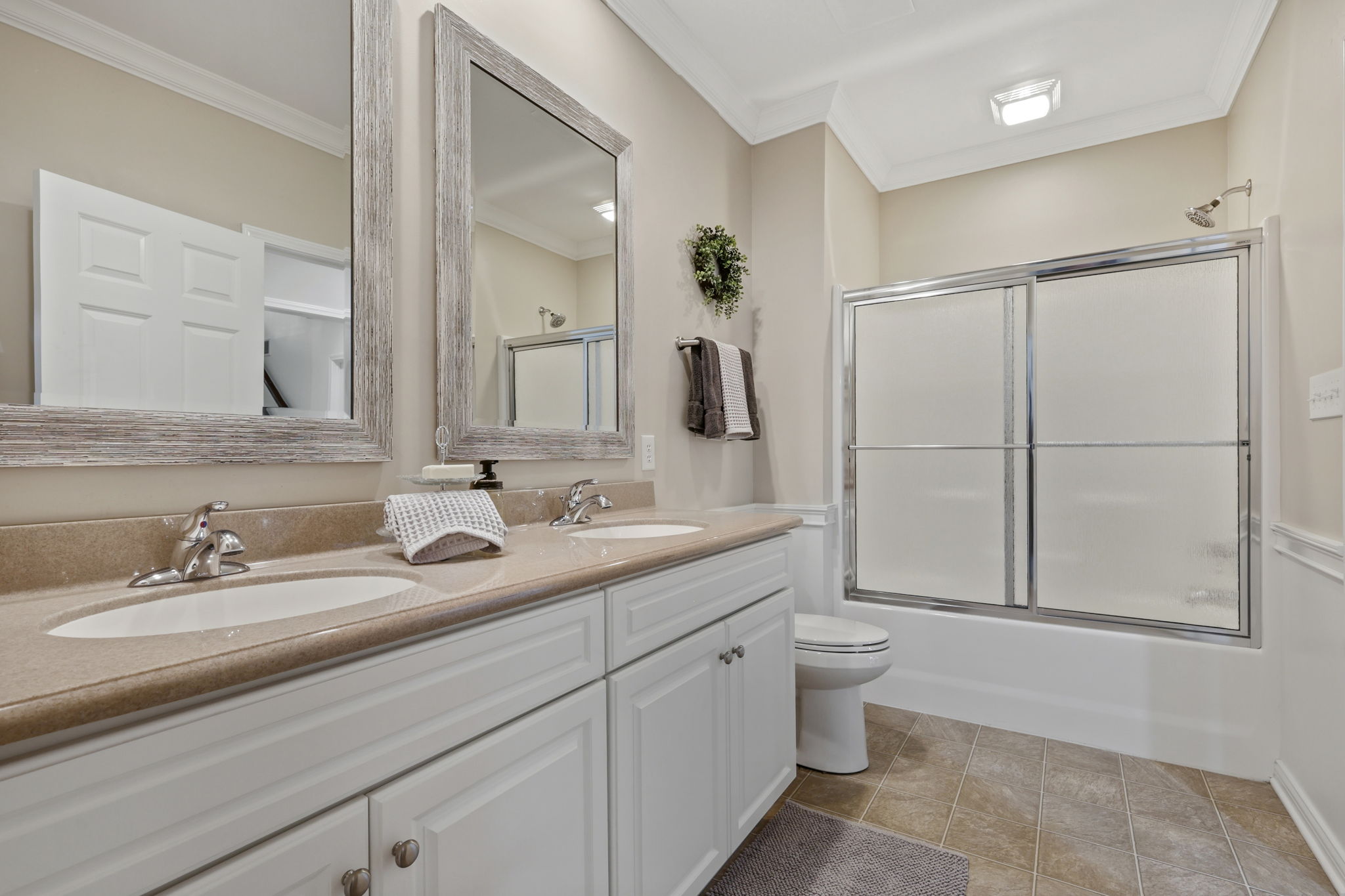 Lower Full Bath