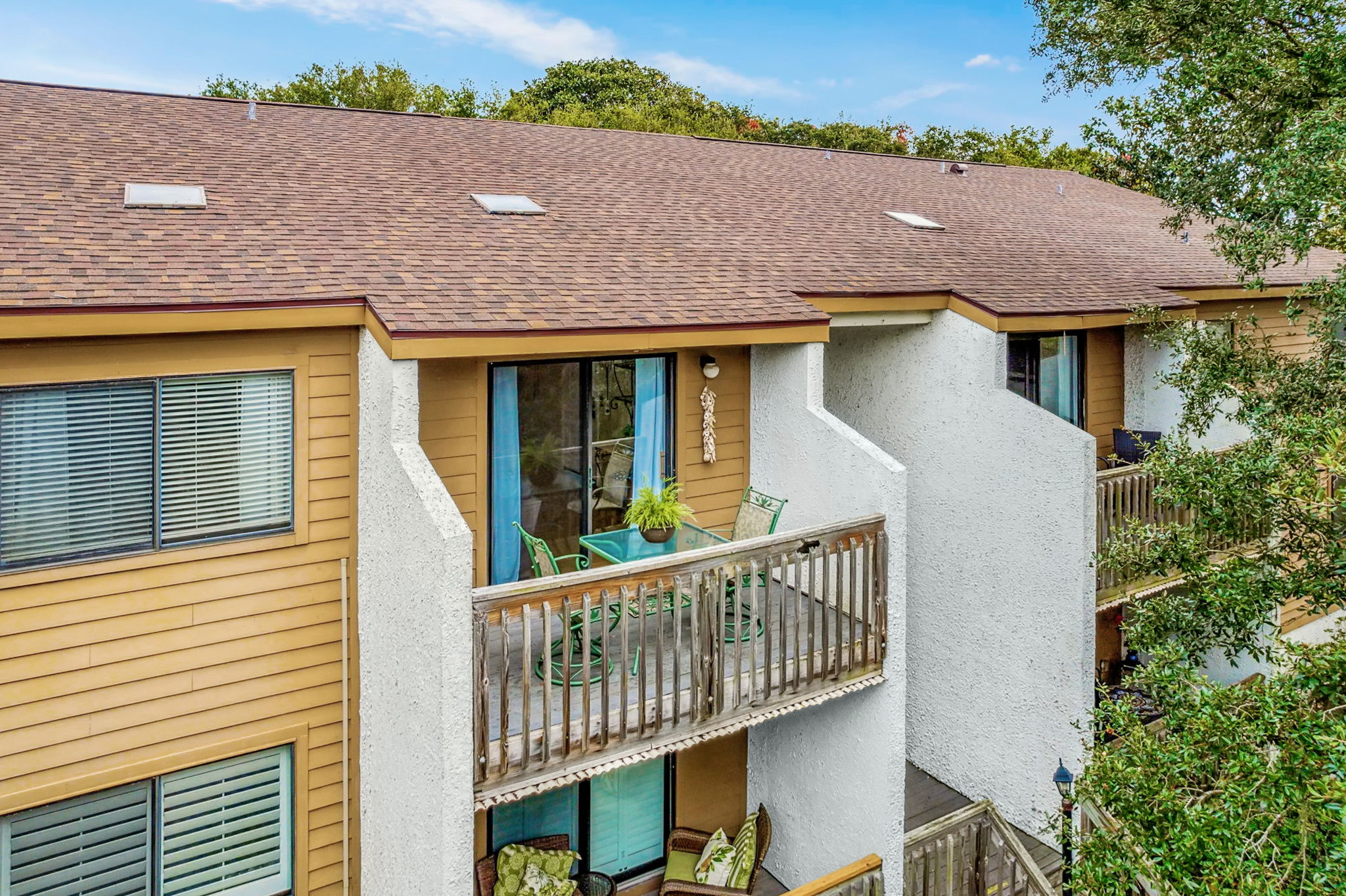 Nothing beats a top floor condo with no-one above you!