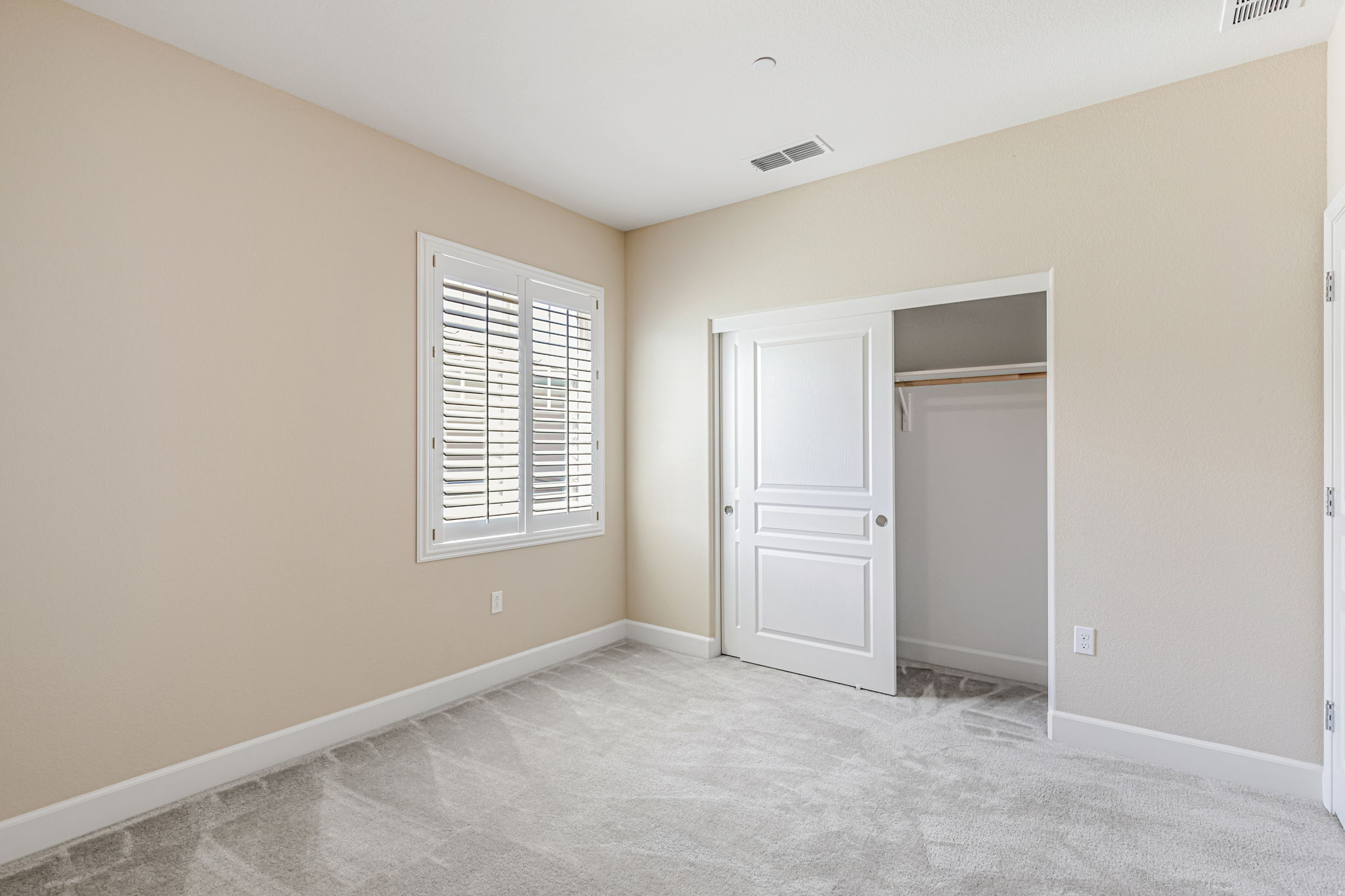 035_2888 Lemon Grass Ln