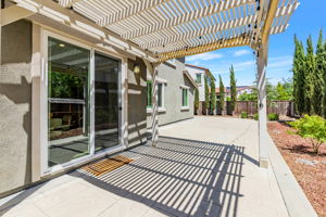 057_2888 Lemon Grass Ln