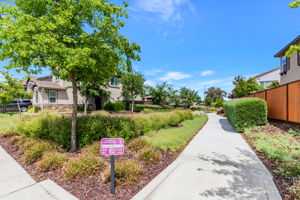 067_2888 Lemon Grass Ln