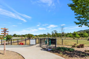 068_2888 Lemon Grass Ln
