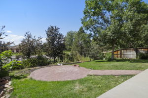  Photo 32
