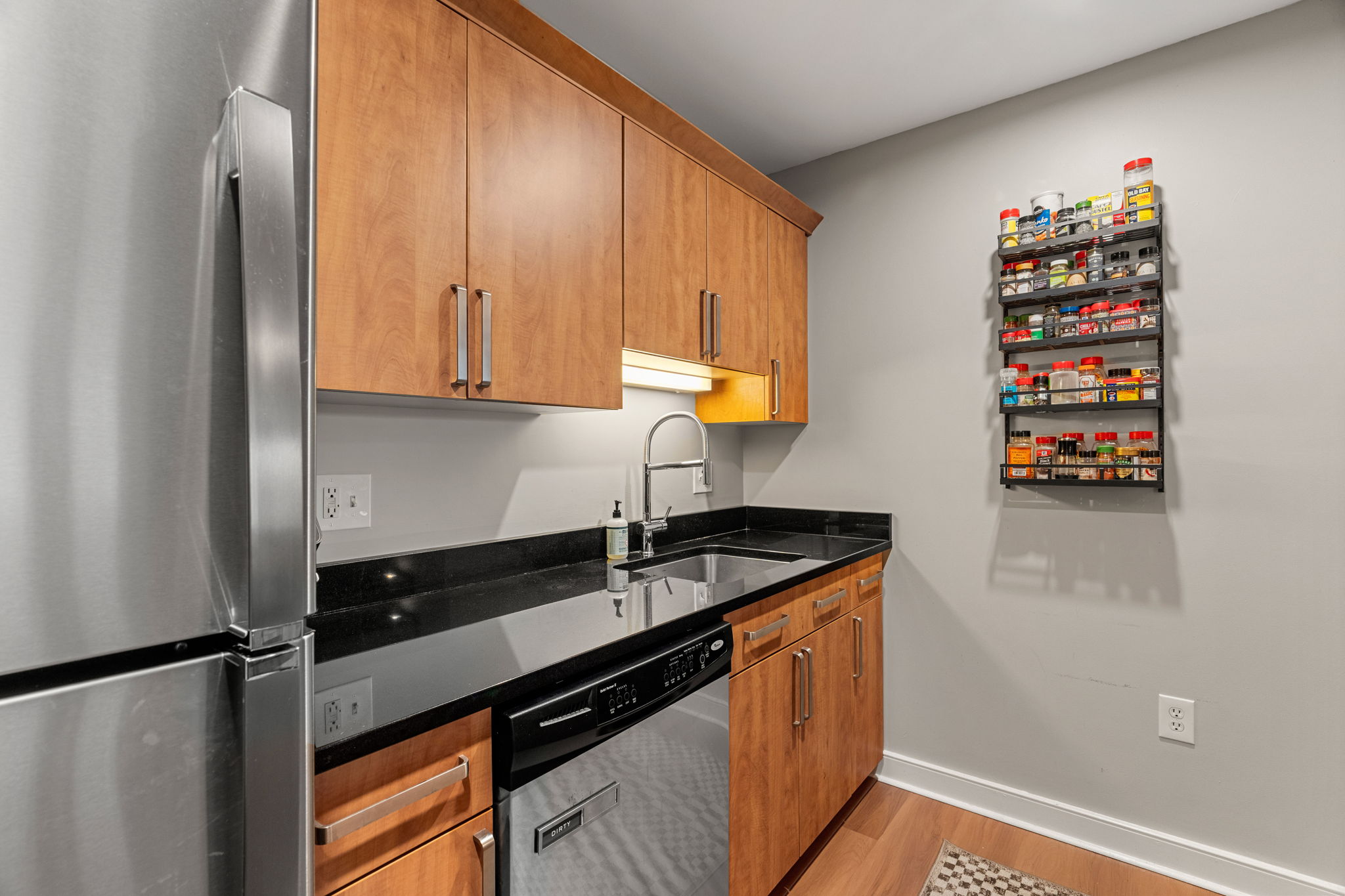 289 Essex St, Salem, MA 01970, USA Photo 25