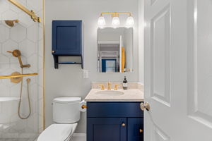 289 Essex St, Salem, MA 01970, USA Photo 31