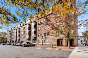 289 Essex St, Salem, MA 01970, USA Photo 3