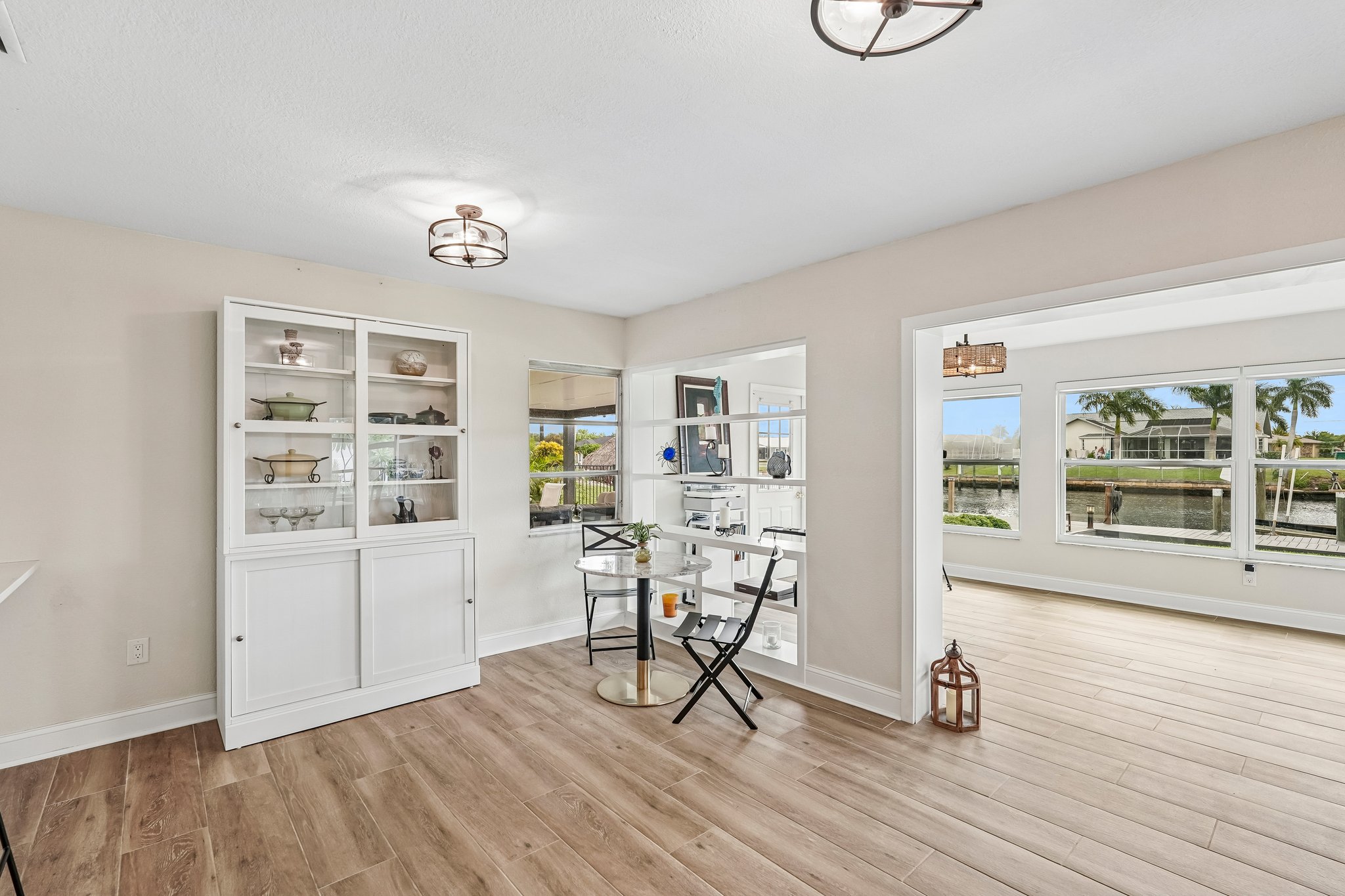 W Tarpon Blvd-S0309-021.jpg