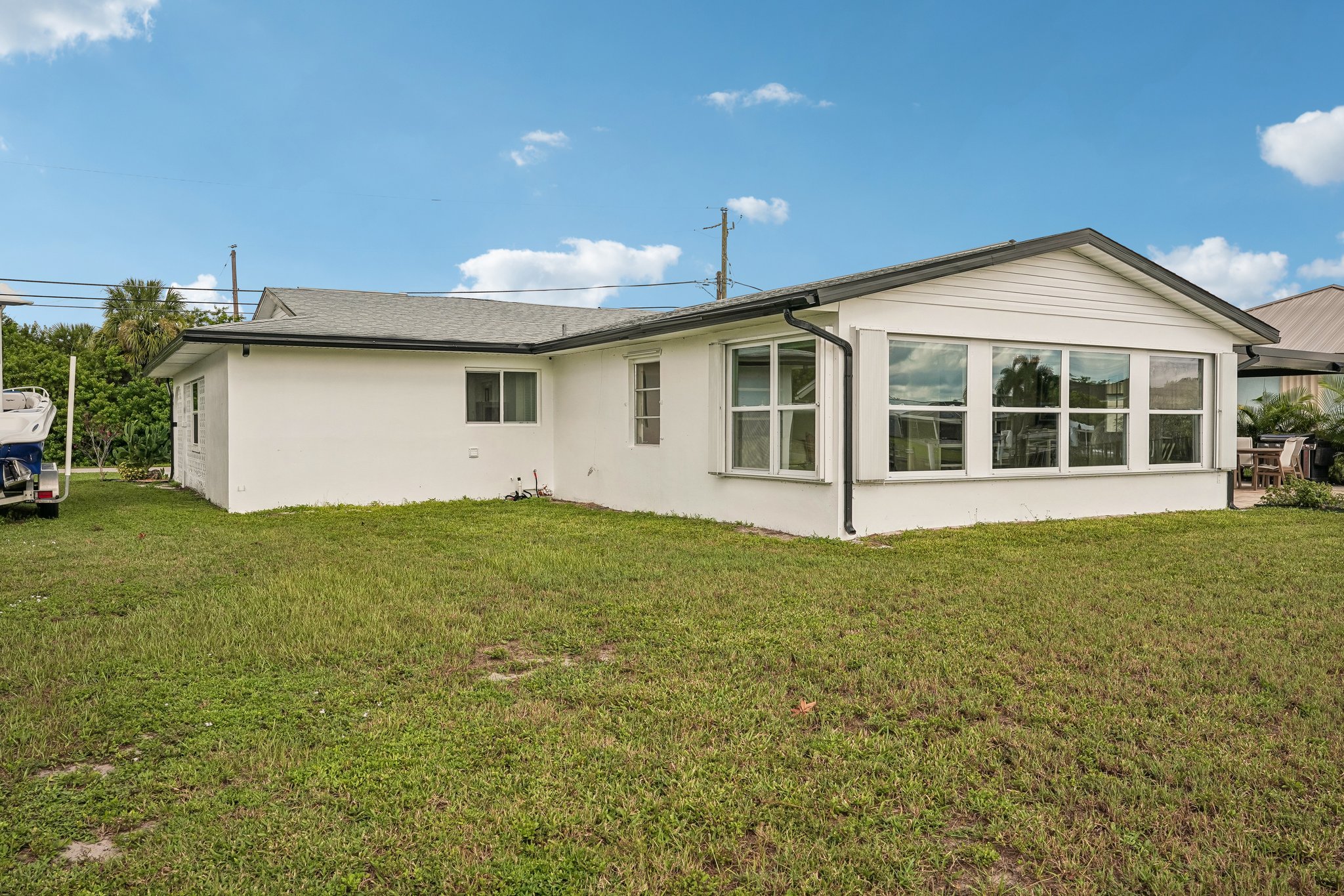 W Tarpon Blvd-S0309-041.jpg