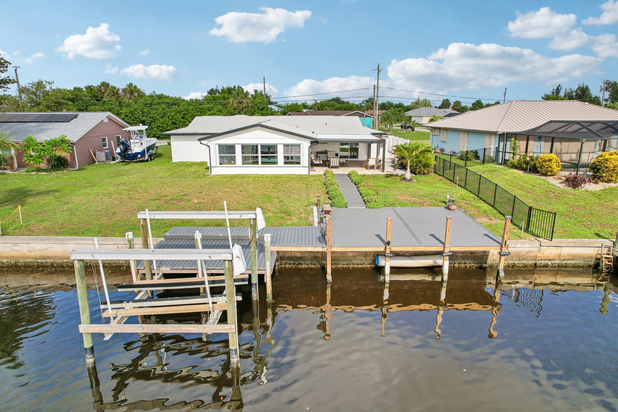 W Tarpon Blvd-S0309-057.jpg