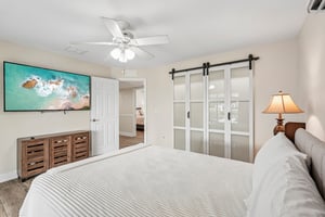 W Tarpon Blvd-S0309-035.jpg
