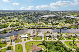 W Tarpon Blvd-S0309-054.jpg