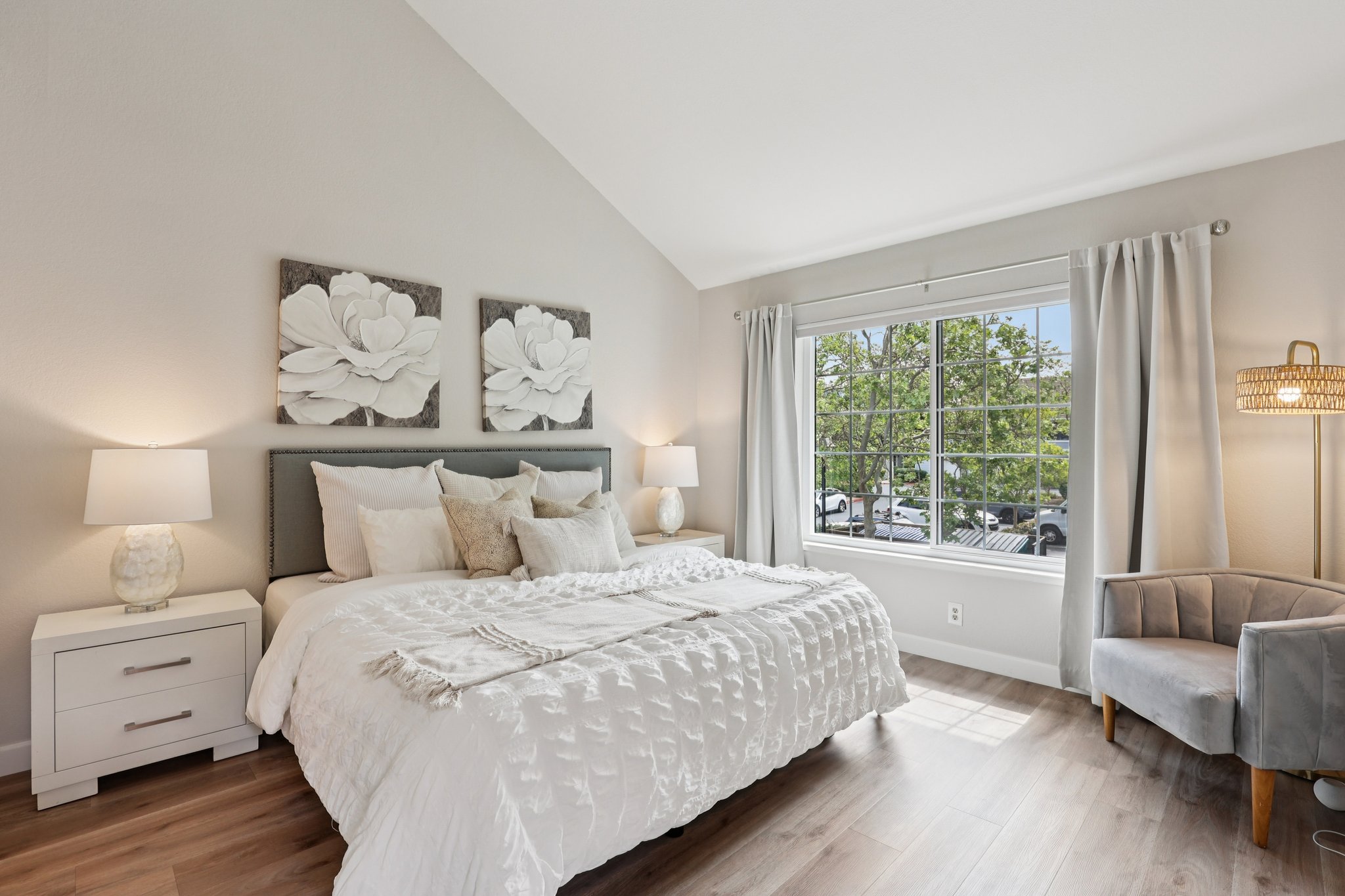 - 2890 Buena Crest Ct-S2803-019.jpg