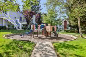 - 2890 Buena Crest Ct-2603-905.jpg