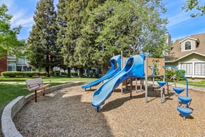 - 2890 Buena Crest Ct-2603-906.jpg