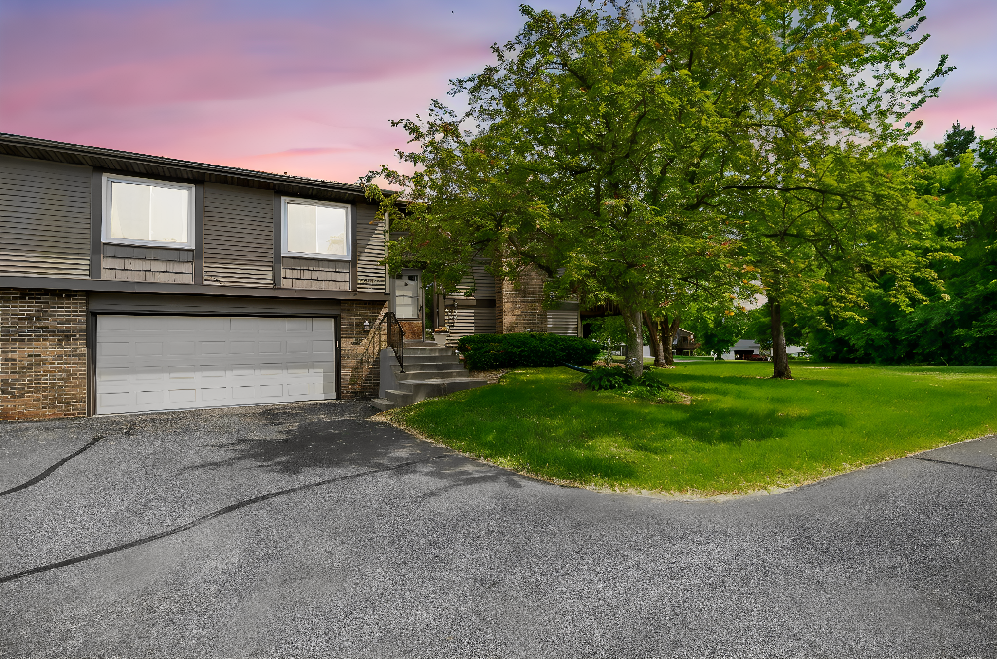2890 Castleford Ct, Woodbury, MN_0005 day to dusk.jpeg
