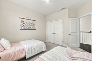 Interiors (40)