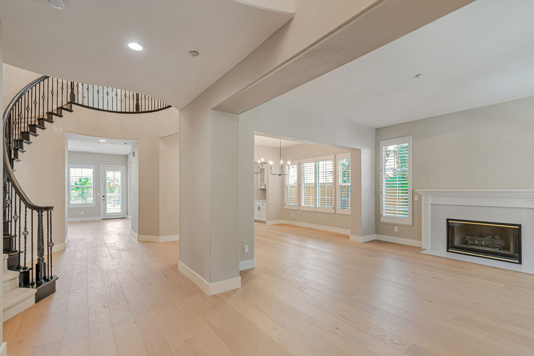 011_2892 Birkdale Ct 